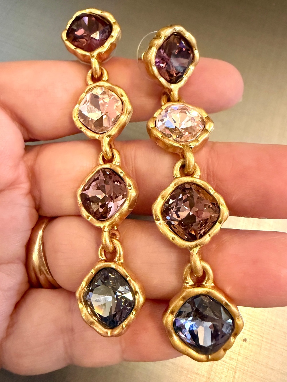 Oscar de la Renta Gold-Tone AMETHYST COMBO ✨CRYSTAL DANGLE EARRINGS✨POST✨ - Picture 8 of 13